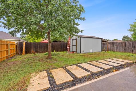 114 Loryn Drive Hutto TX 78634