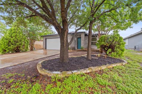 114 Loryn Drive Hutto TX 78634
