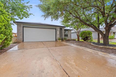 114 Loryn Drive Hutto TX 78634