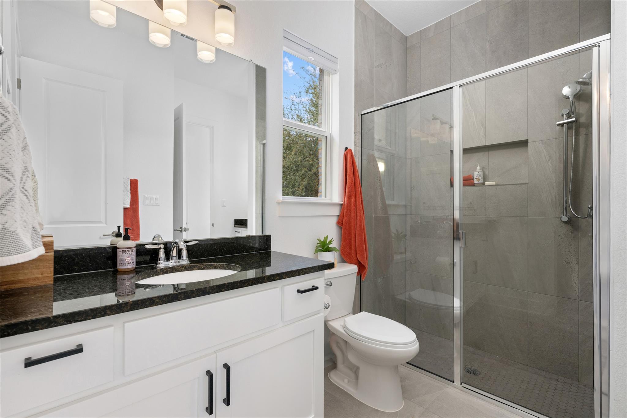438 Pear Tree Lane Austin TX 78737