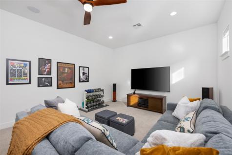 438 Pear Tree Lane Austin TX 78737