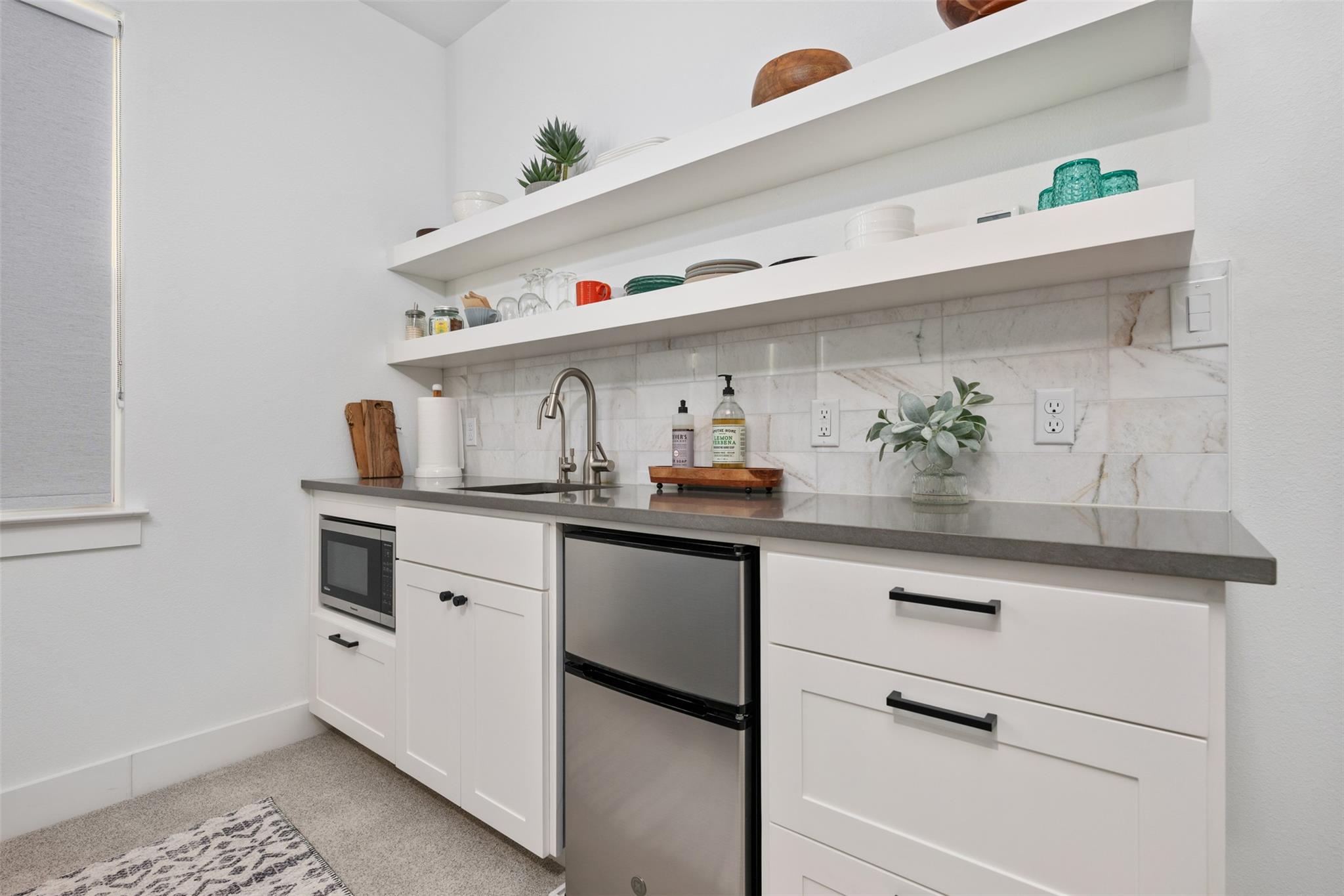438 Pear Tree Lane Austin TX 78737