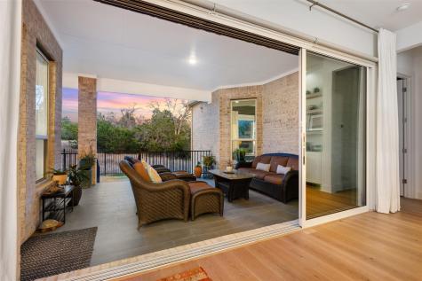 438 Pear Tree Lane Austin TX 78737