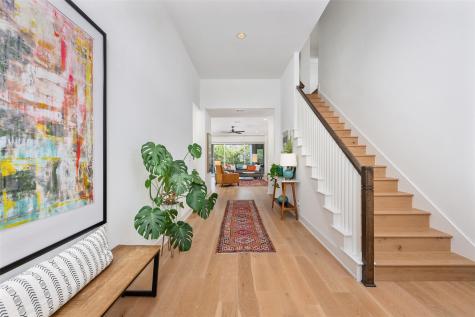 438 Pear Tree Lane Austin TX 78737