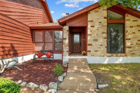 104 Carefree Circle Lakeway TX 78734