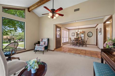 104 Carefree Circle Lakeway TX 78734