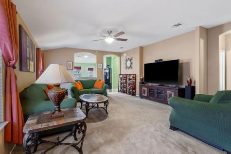 102 Camellia Drive Hutto TX 78634