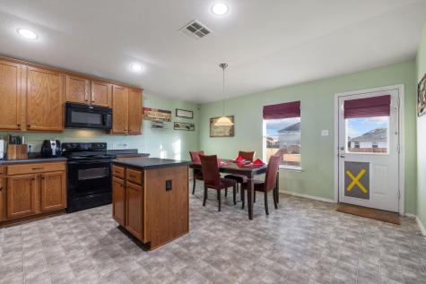 102 Camellia Drive Hutto TX 78634