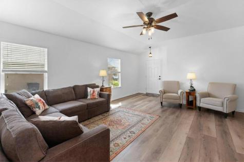 507 Luna Vista Drive Hutto TX 78634