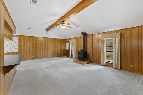 1196 Sherrill Lane Lexington TX 78947