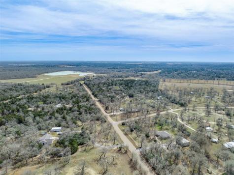 1196 Sherrill Lane Lexington TX 78947