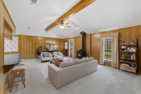 1196 Sherrill Lane Lexington TX 78947