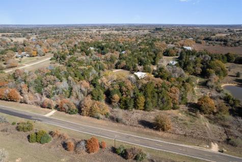 4992 Fm 1624 Lexington TX 78947