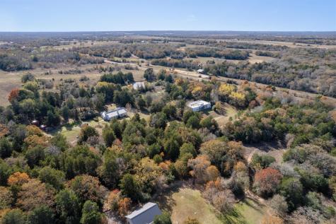 4992 Fm 1624 Lexington TX 78947