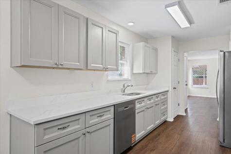 1404 Sir Thopas Trail Austin TX 78748