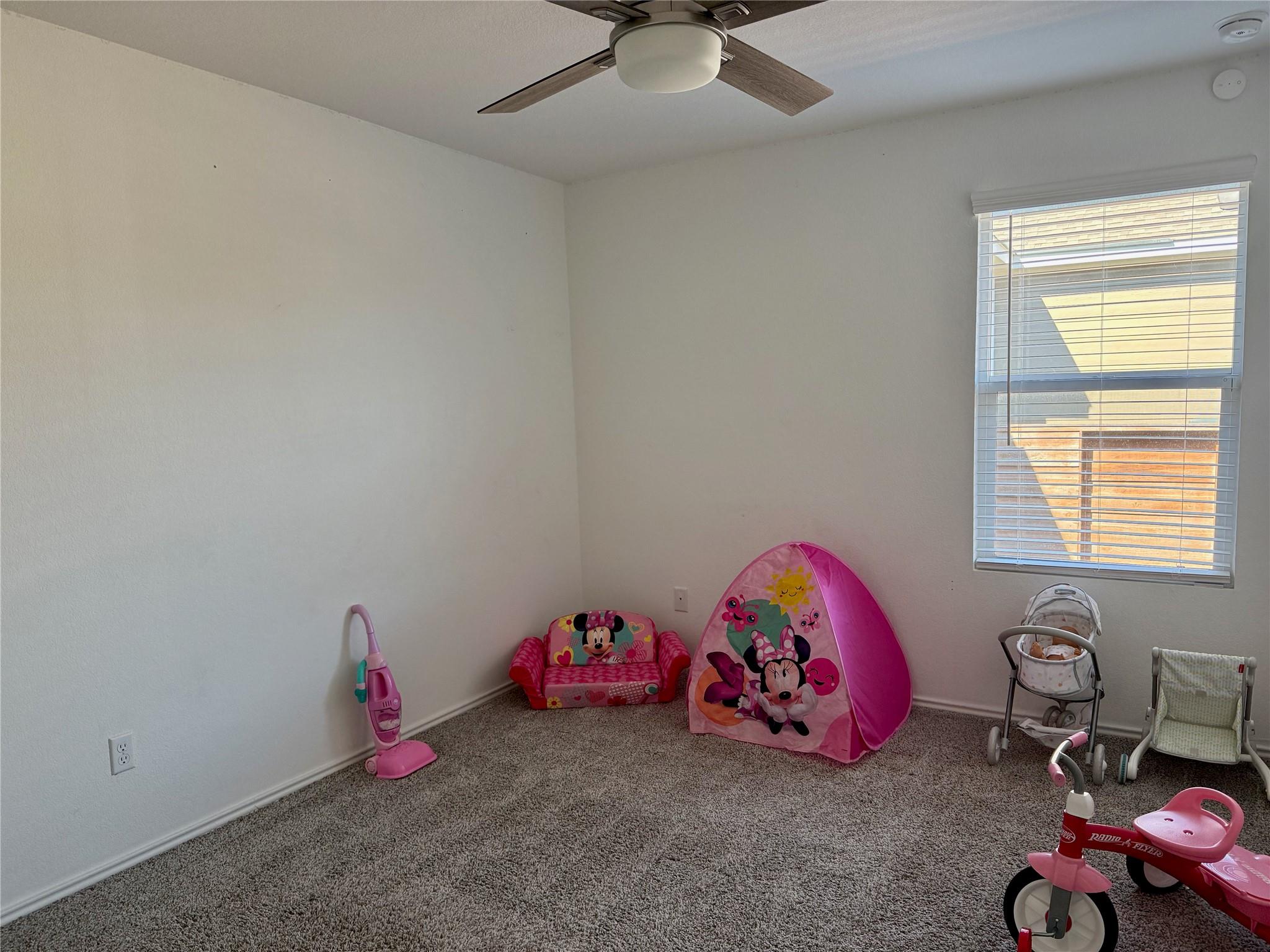 391 Barcelona Kyle TX 78640