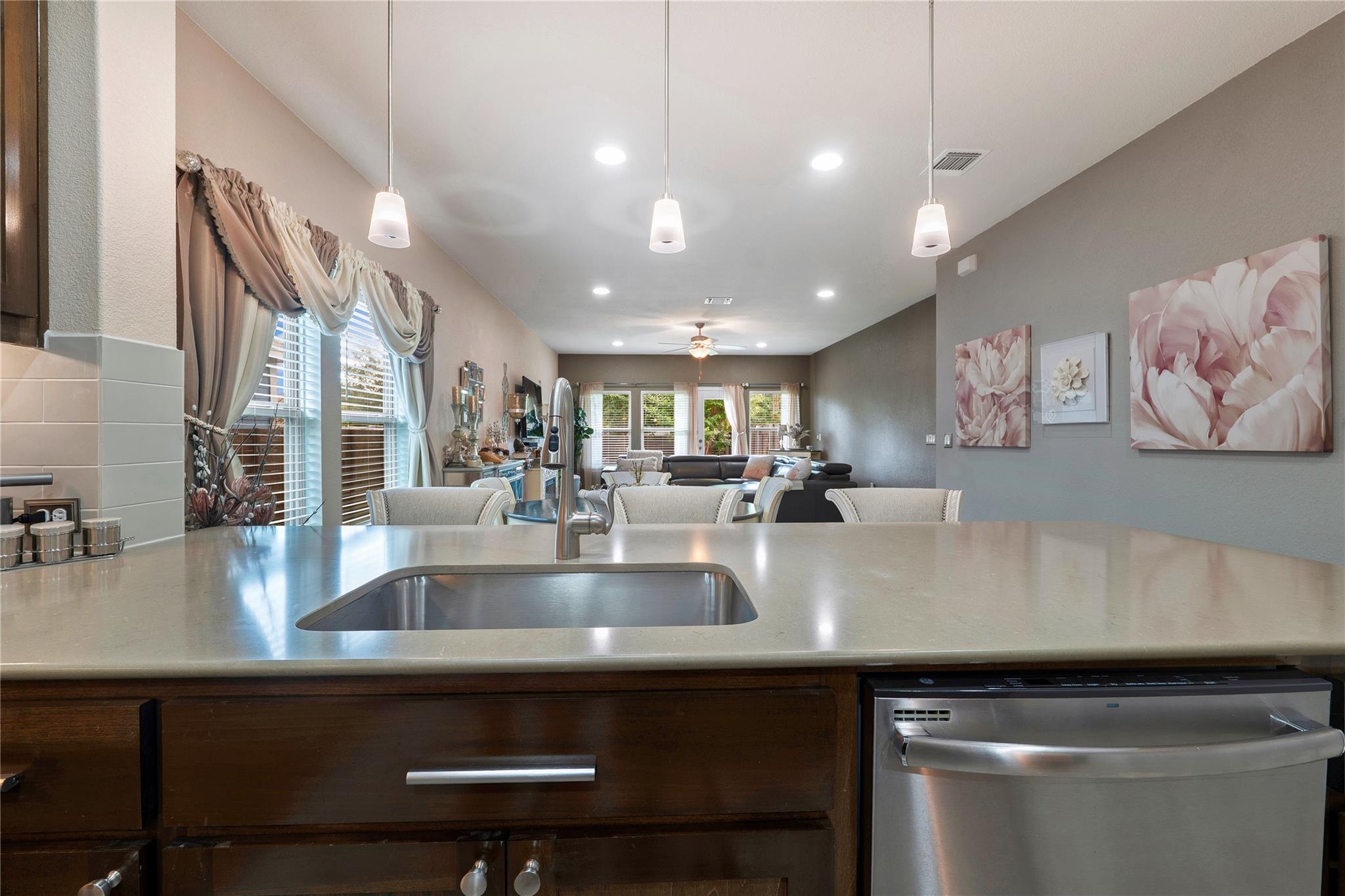 8721 Sikes Way Austin TX 78747