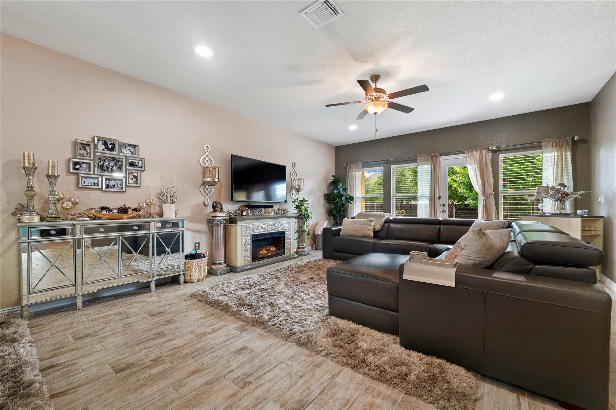 8721 Sikes Way Austin TX 78747