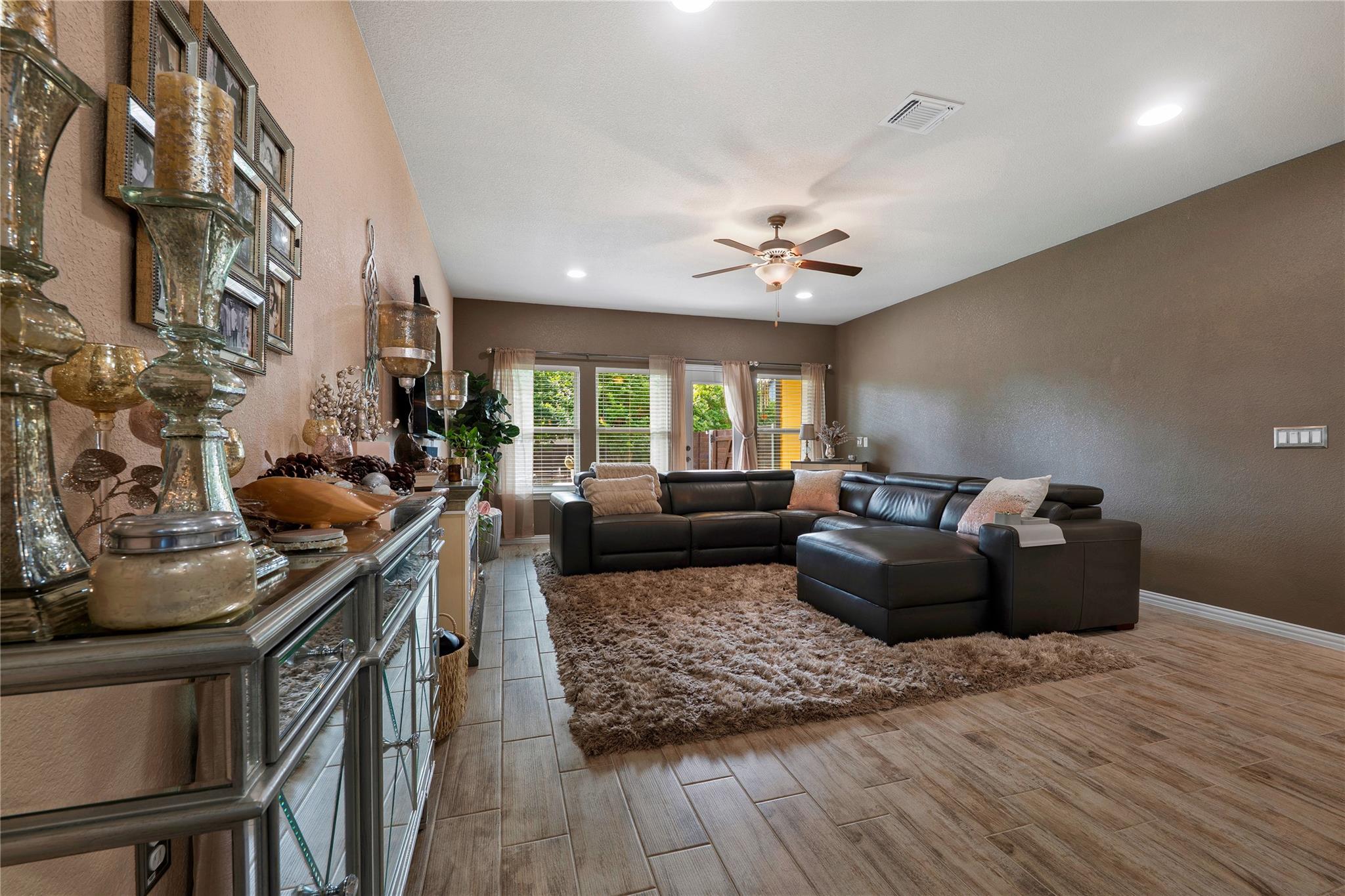 8721 Sikes Way Austin TX 78747