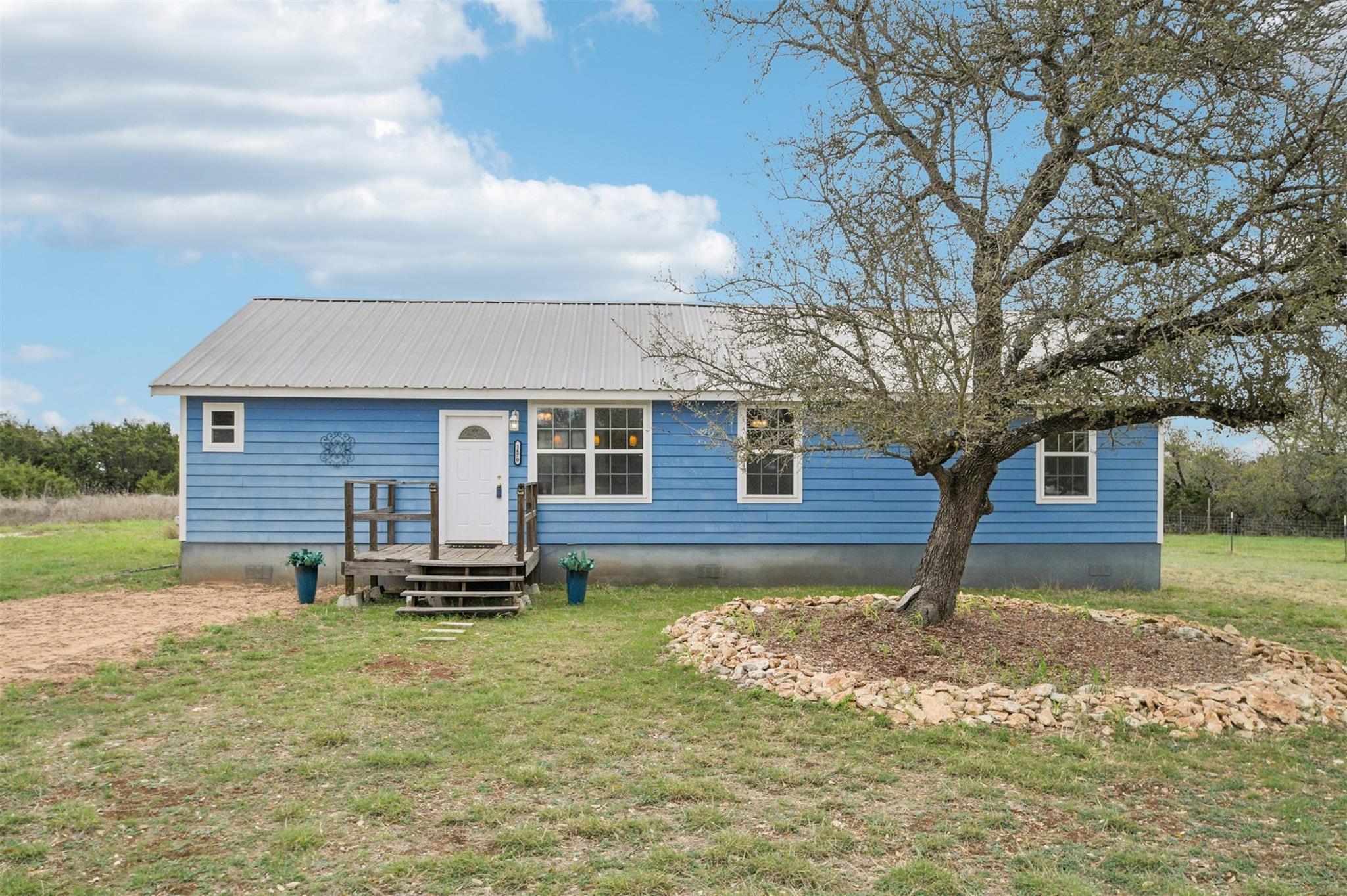 1470 Oak Grove Road Leander TX 78641