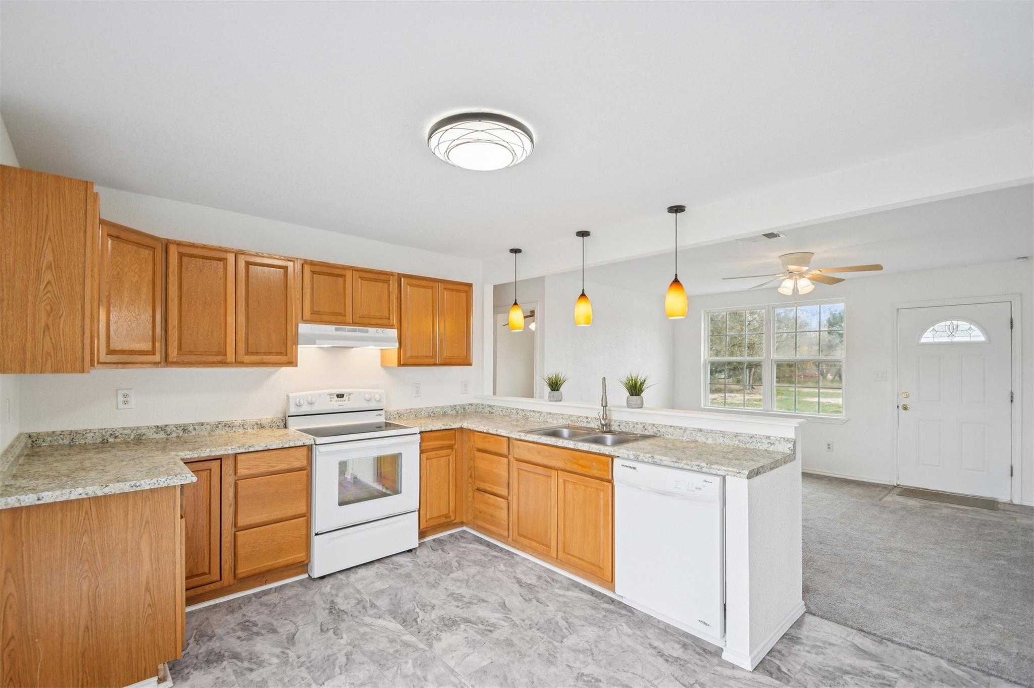 1470 Oak Grove Road Leander TX 78641