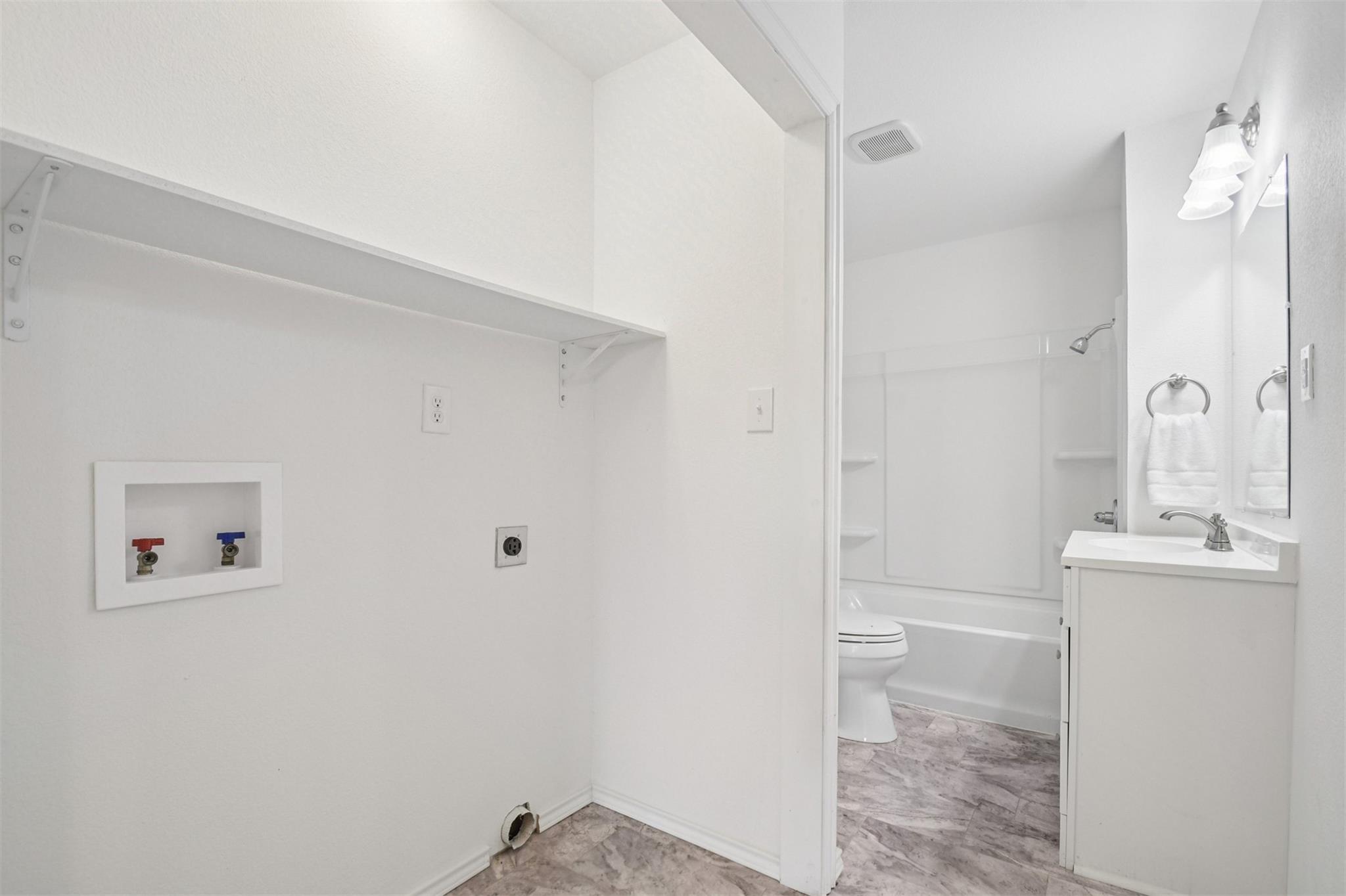 1470 Oak Grove Road Leander TX 78641