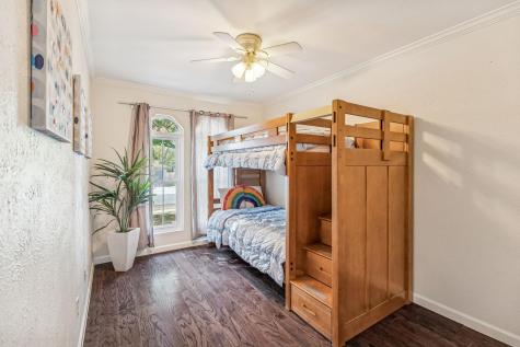 5502 Porsche Lane Austin TX 78749