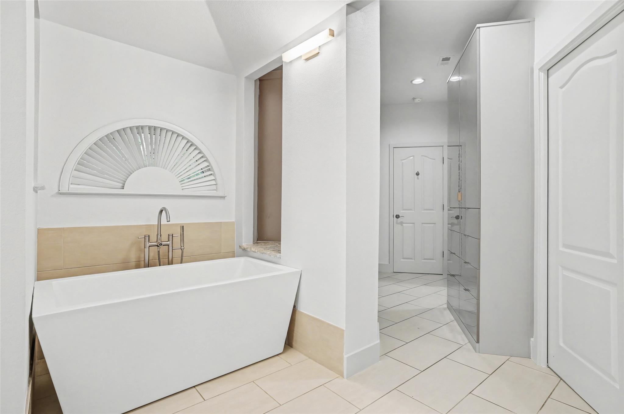 9003 Clithea Cove Austin TX 78759