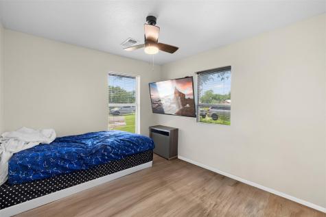 312 Holcombe Drive Lexington TX 78947
