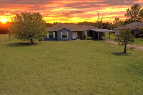 152 Round Up Drive Liberty Hill TX 78642