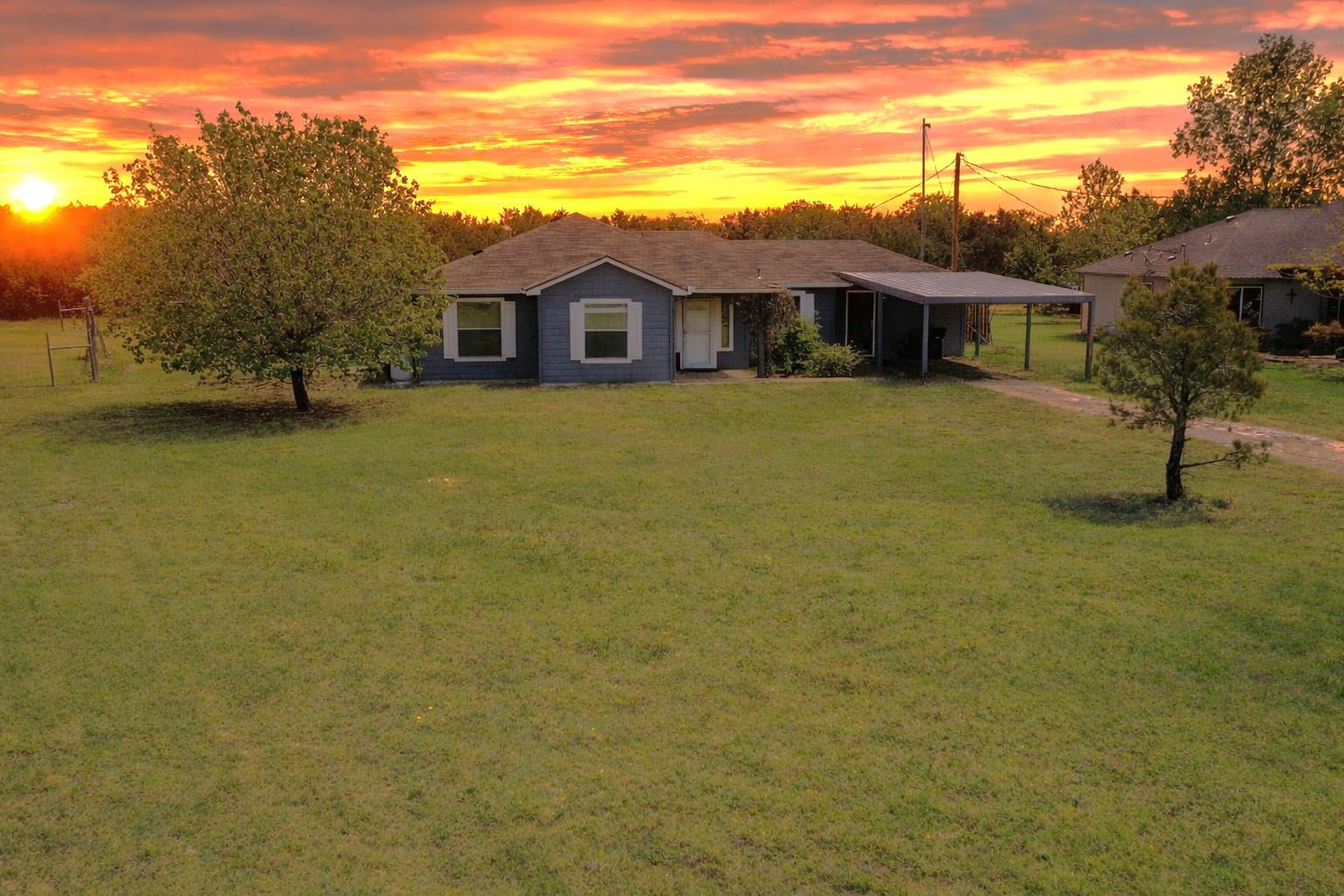 152 Round Up Drive Liberty Hill TX 78642