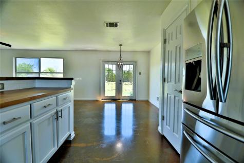 152 Round Up Drive Liberty Hill TX 78642