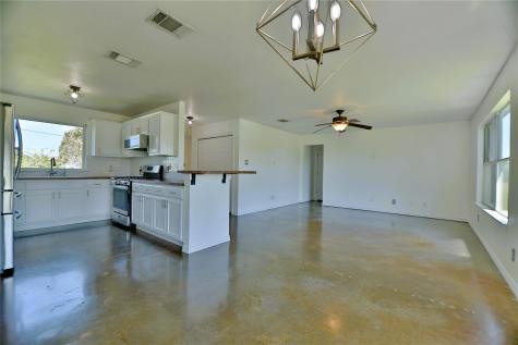 152 Round Up Drive Liberty Hill TX 78642