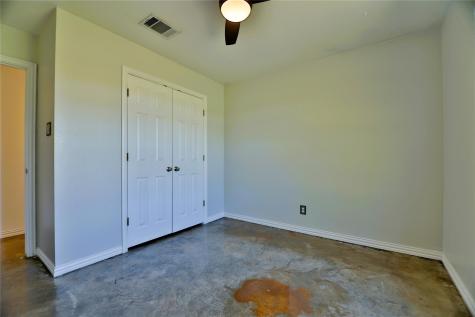 152 Round Up Drive Liberty Hill TX 78642
