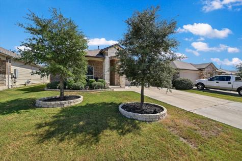 112 Groves Lane Hutto TX 78634