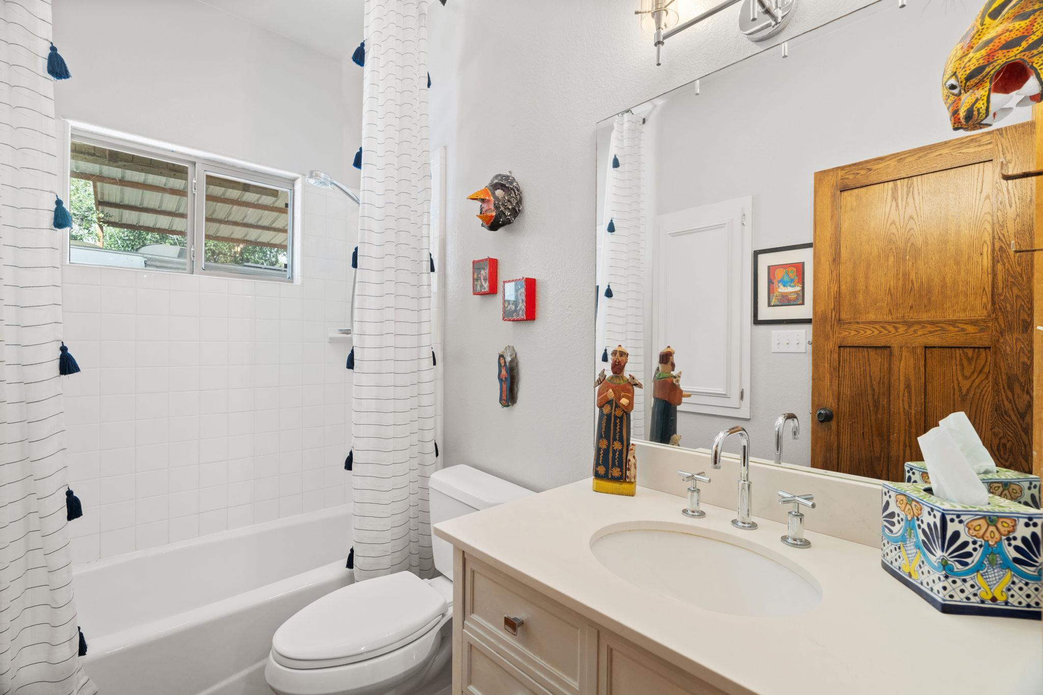 102 Camm Lary Circle Burnet TX 78611