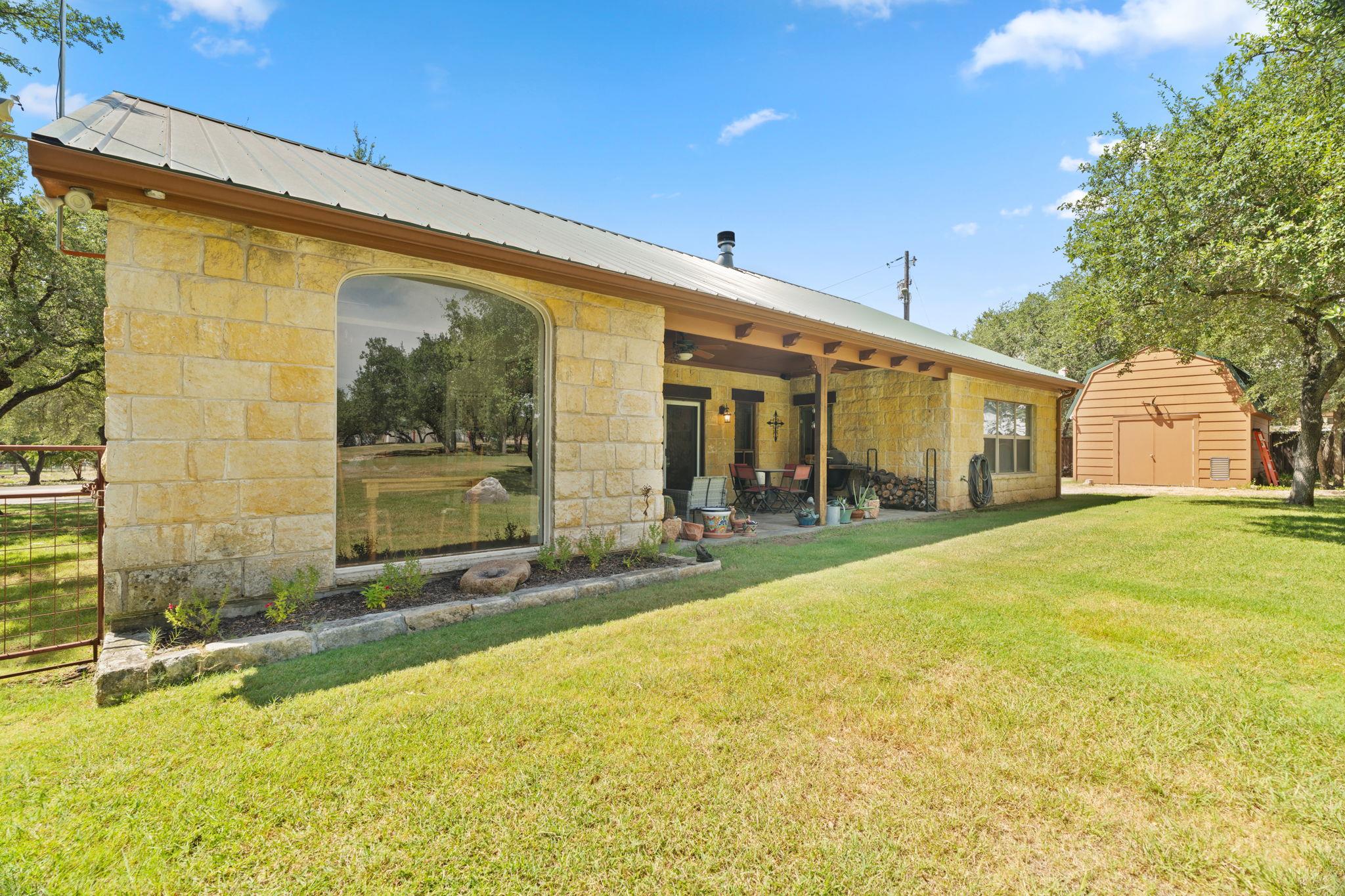 102 Camm Lary Circle Burnet TX 78611