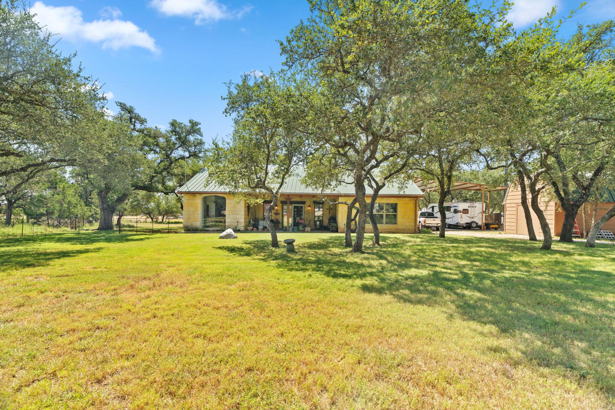 102 Camm Lary Circle Burnet TX 78611