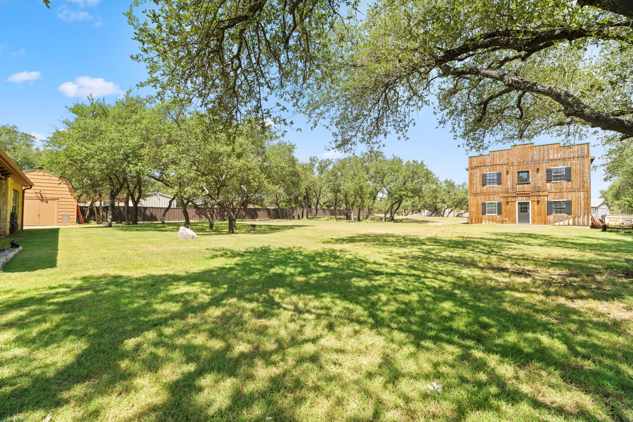 102 Camm Lary Circle Burnet TX 78611