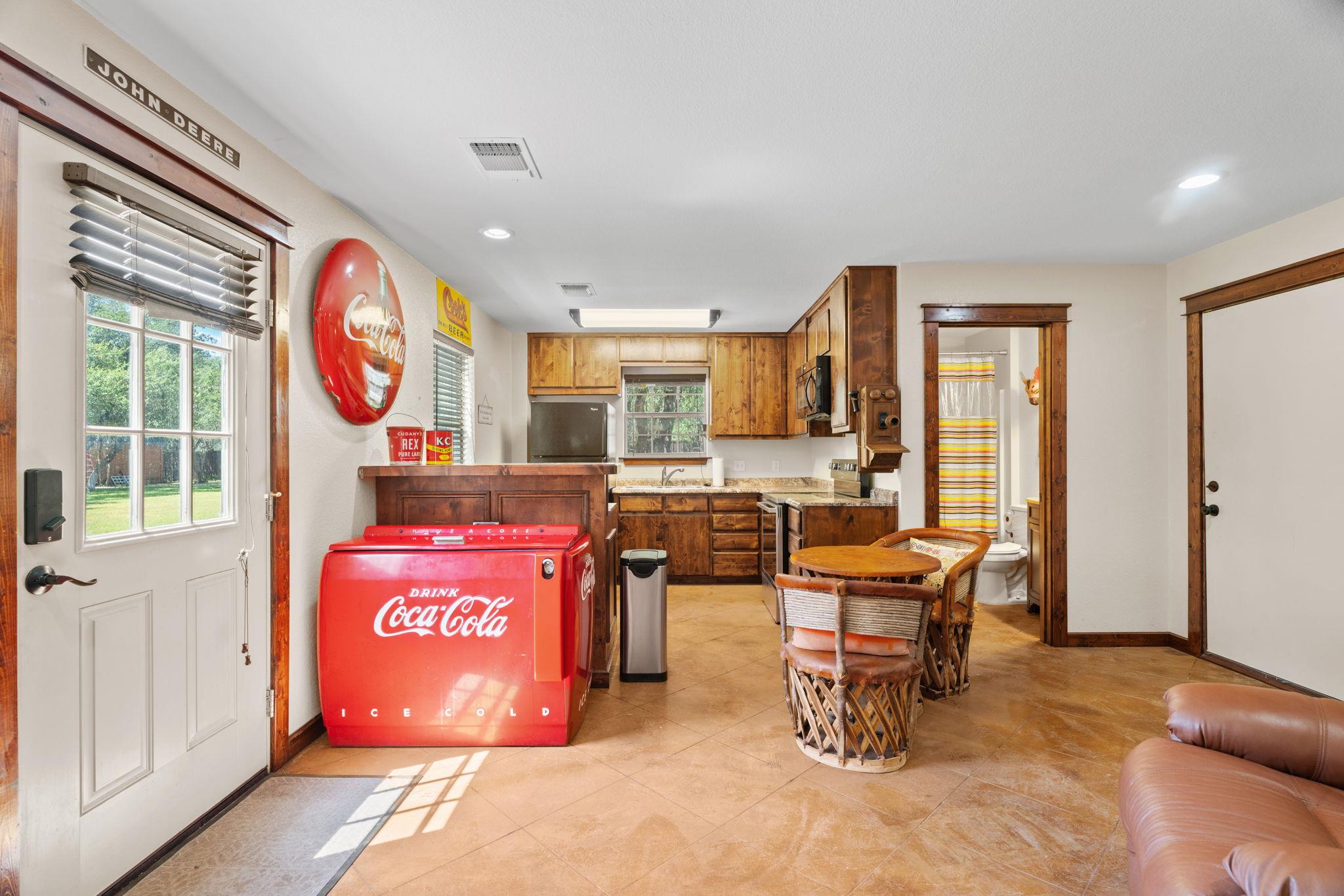 102 Camm Lary Circle Burnet TX 78611