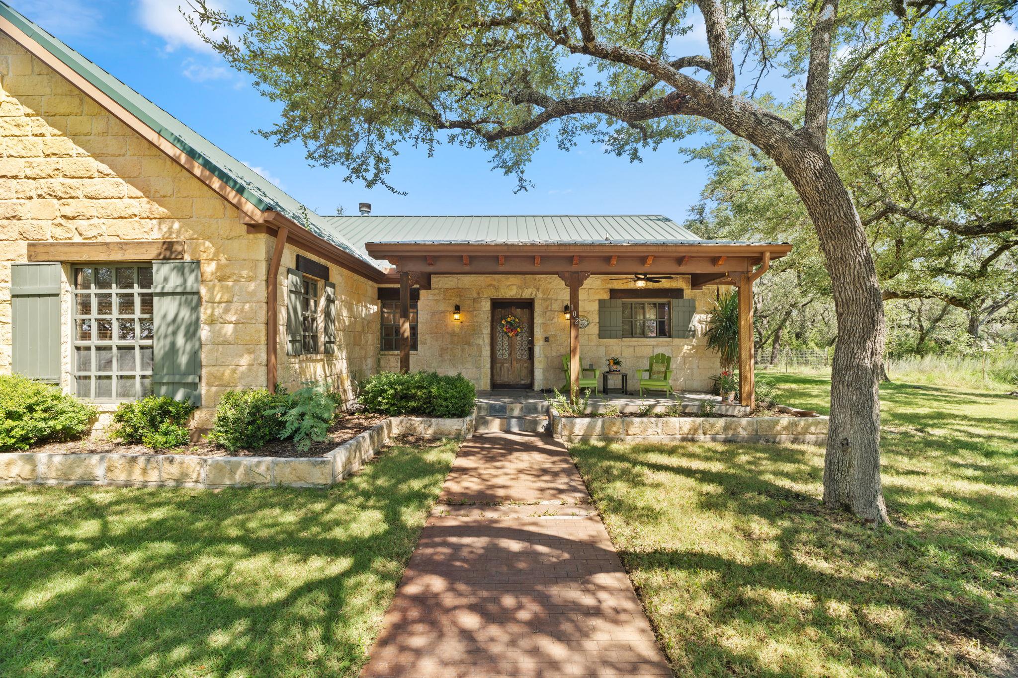 102 Camm Lary Circle Burnet TX 78611