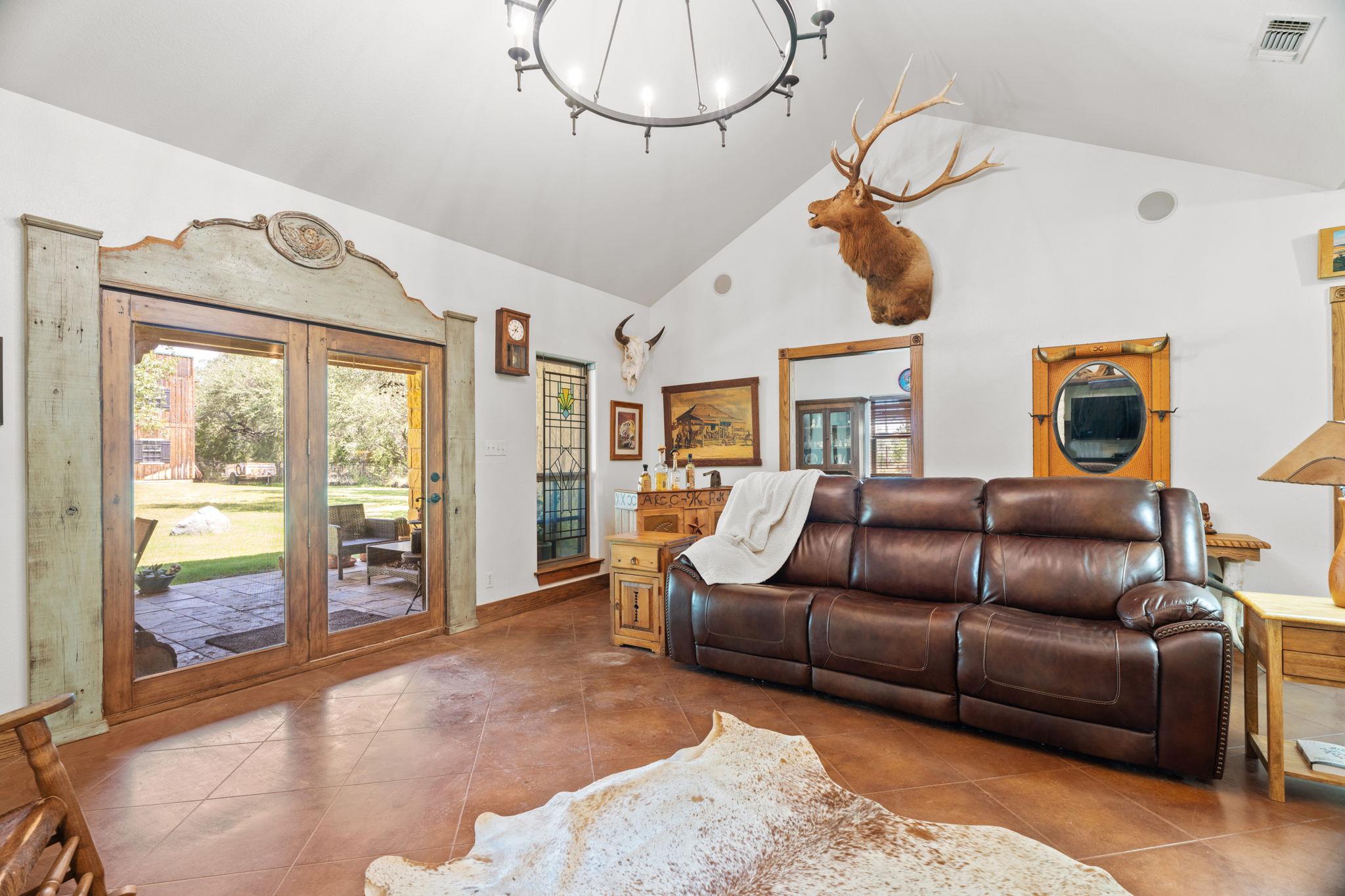 102 Camm Lary Circle Burnet TX 78611