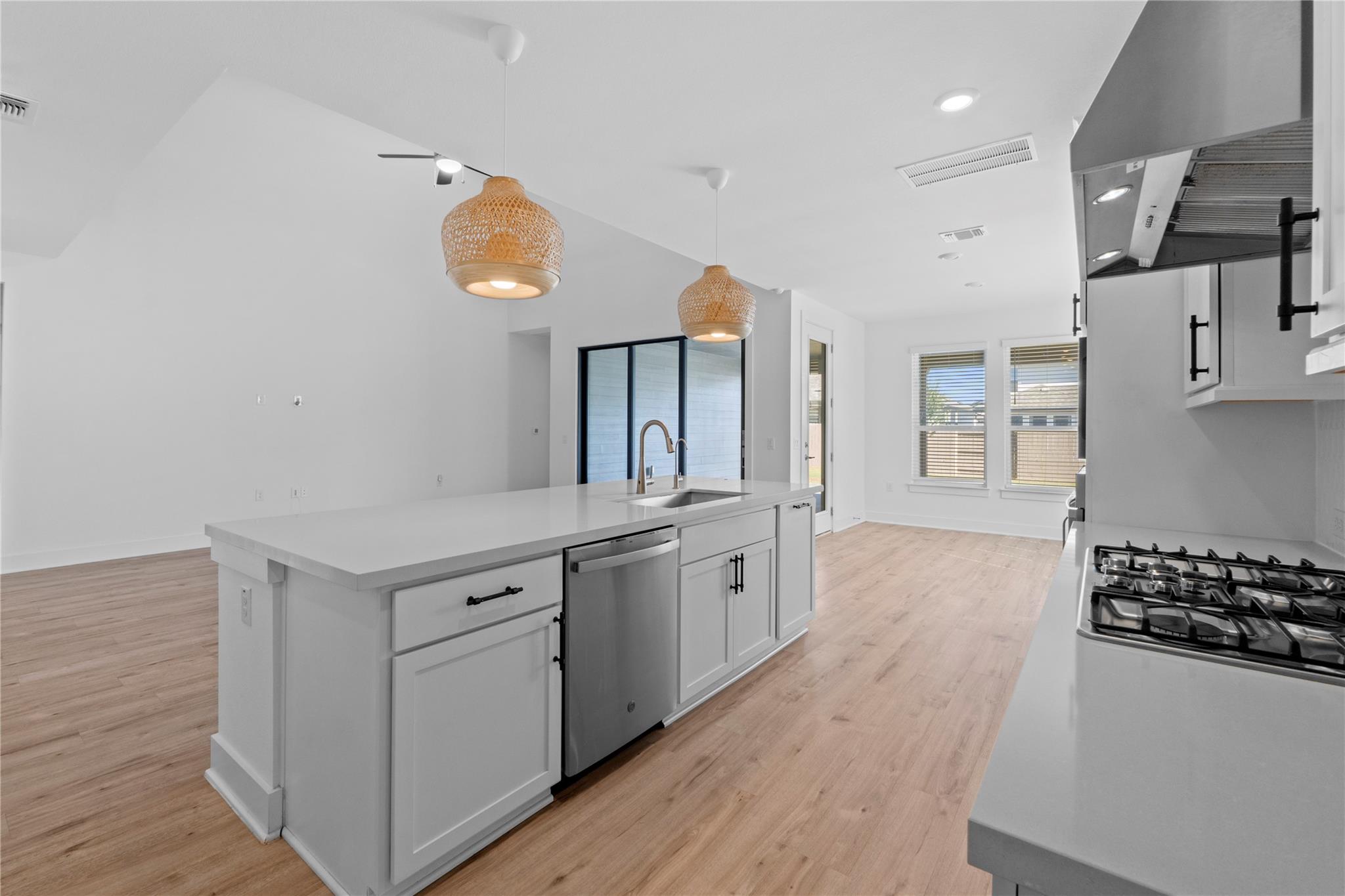 7909 Edmondson Bend Austin TX 78744
