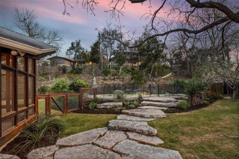 5008 Westview Drive Austin TX 78731