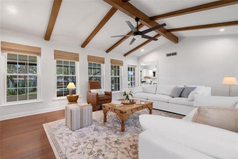 2403 Comburg Castle Way Austin TX 78748