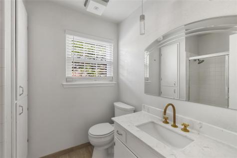 2403 Comburg Castle Way Austin TX 78748
