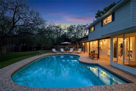 2403 Comburg Castle Way Austin TX 78748