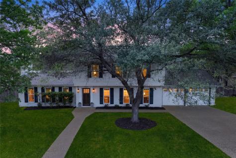 2403 Comburg Castle Way Austin TX 78748