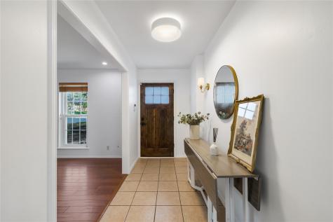 2403 Comburg Castle Way Austin TX 78748