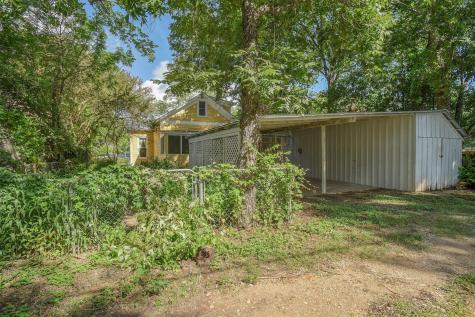 602 Mills Street Smithville TX 78957